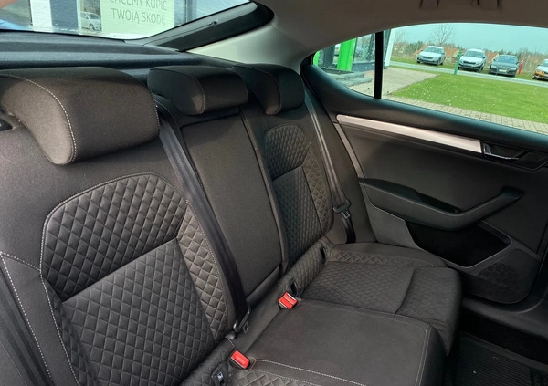 Skoda Superb cena 102900 przebieg: 138500, rok produkcji 2019 z Pasłęk małe 79